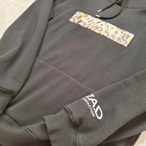 【USED】DAD　パーカー　美品！　オシャレ　シンプル流行り黒