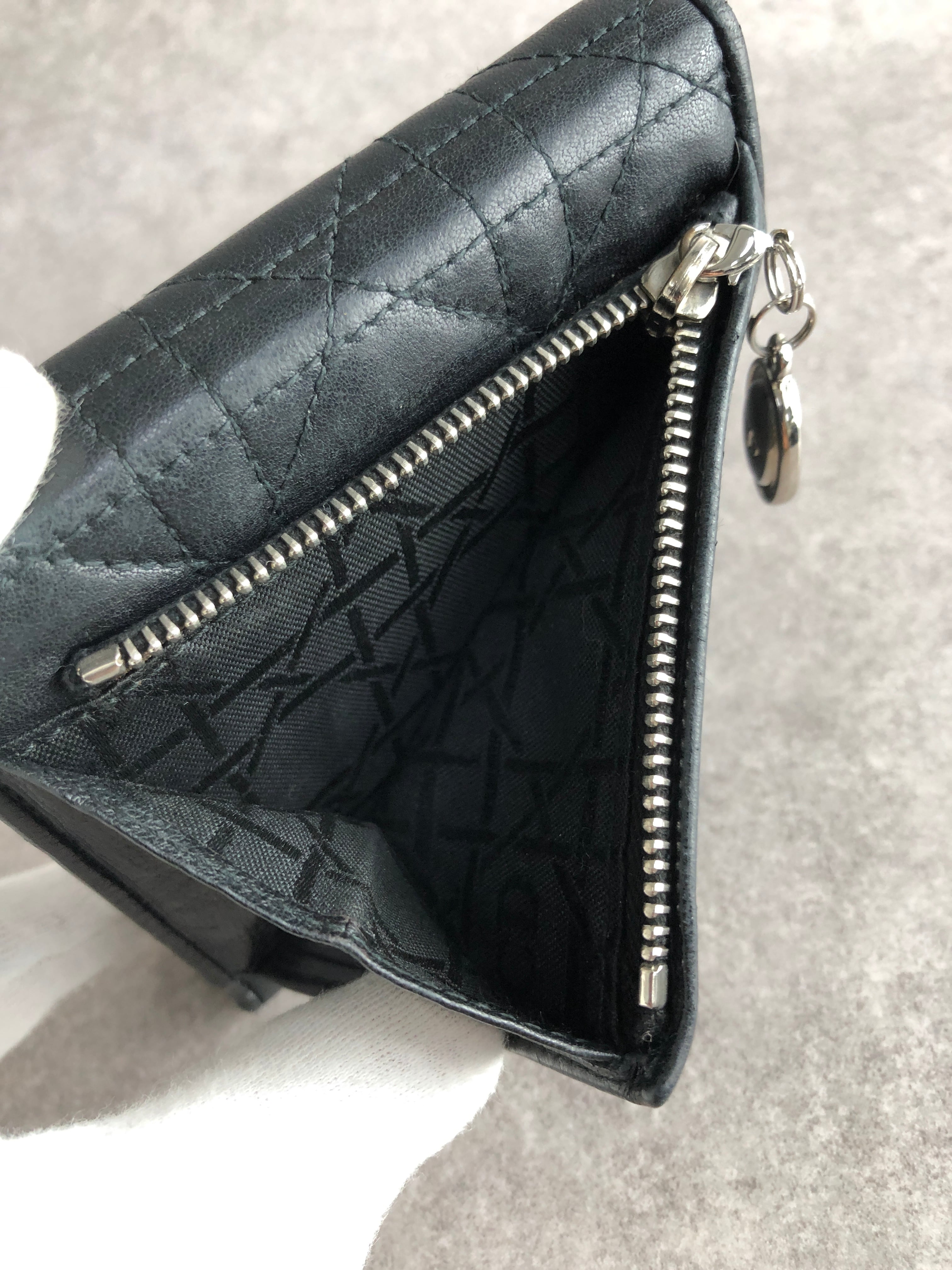 メンズ Dior 三つ折り財布 ブラック