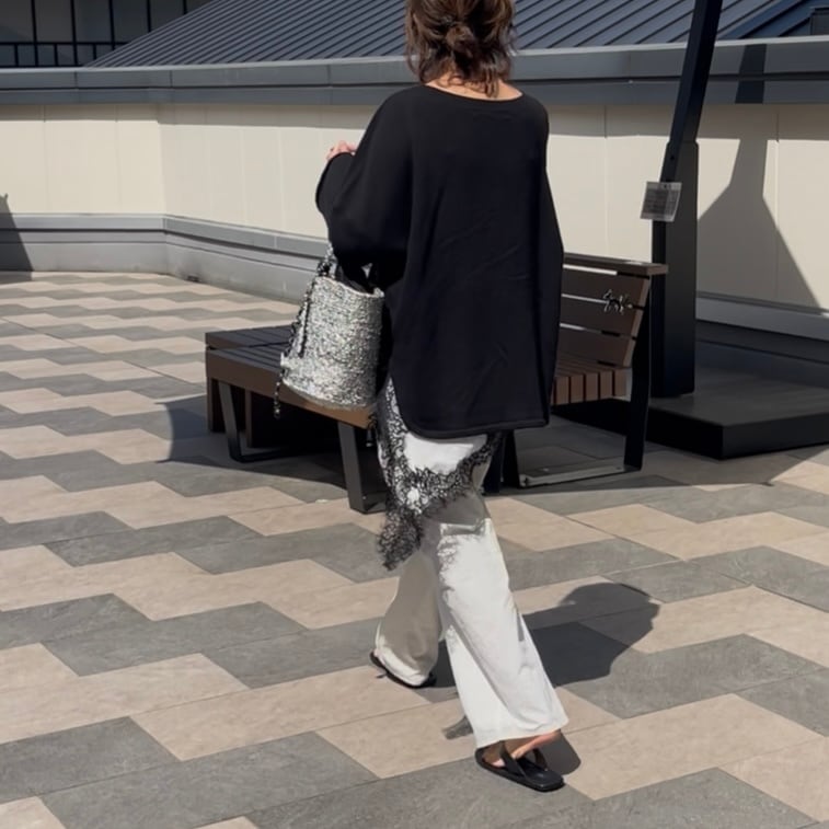 OVAL Kago-Bag / WIDE SIZE / スマイルチャーム＆巾着ポーチ付 | meong
