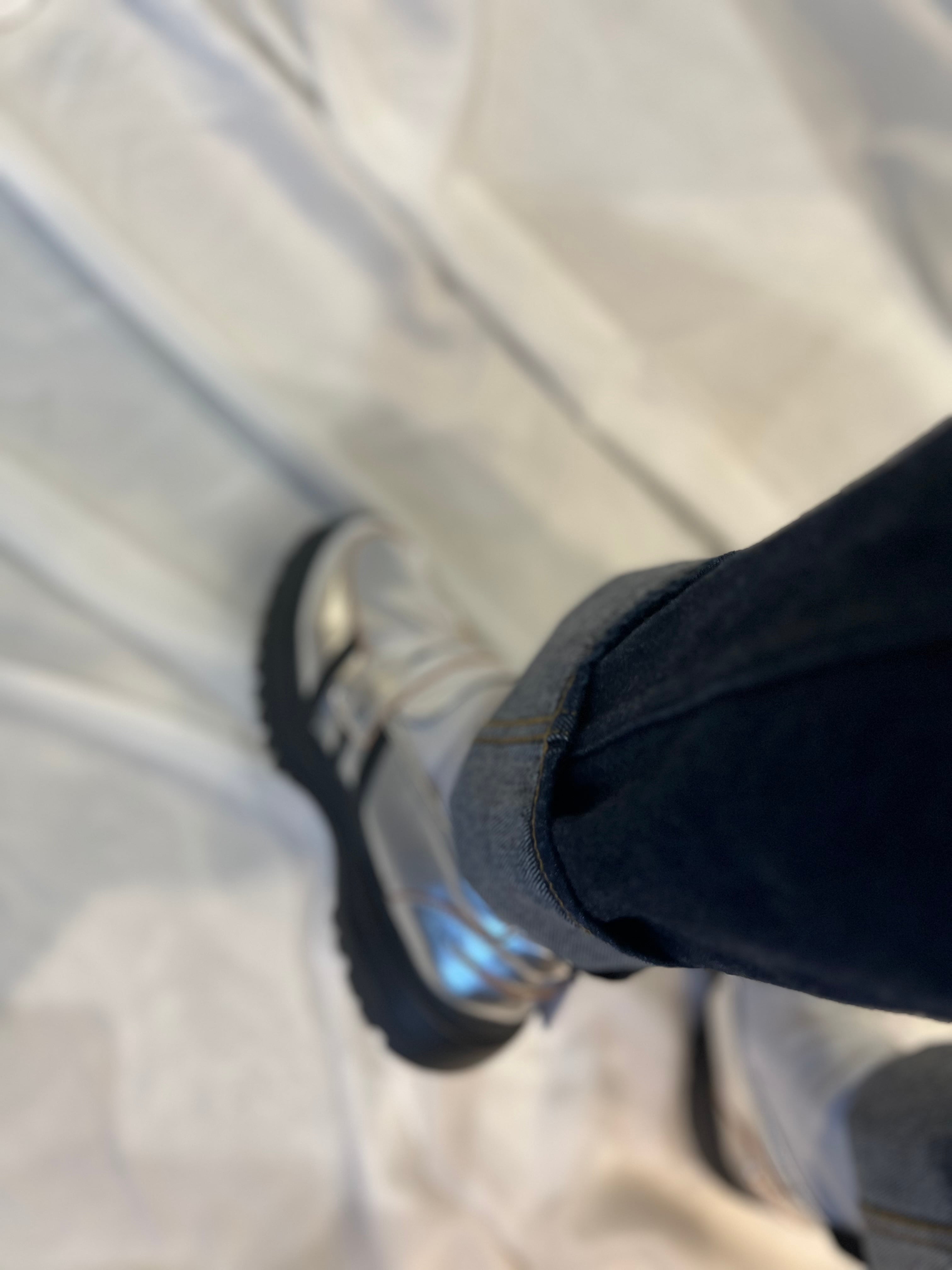 【MARECHAL TERRE】ライン入りローファー