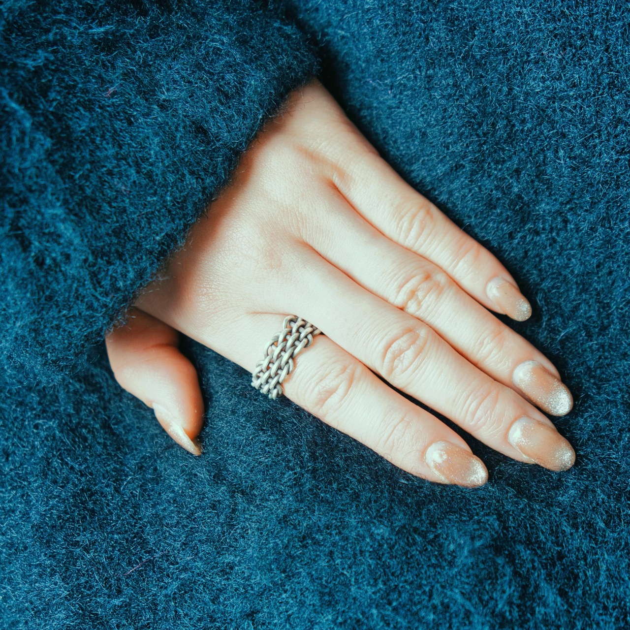 Karen silver , pokopoko ring