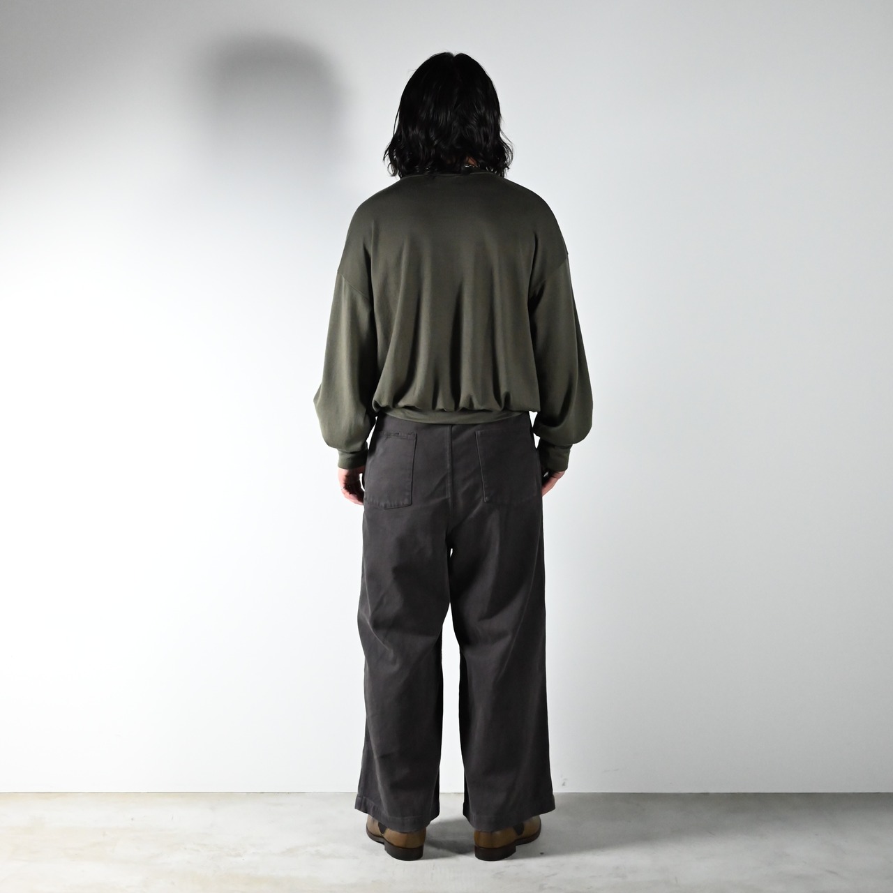 ANACHRONORM / KERSEY TUCK WIDE PANTSコーディネート