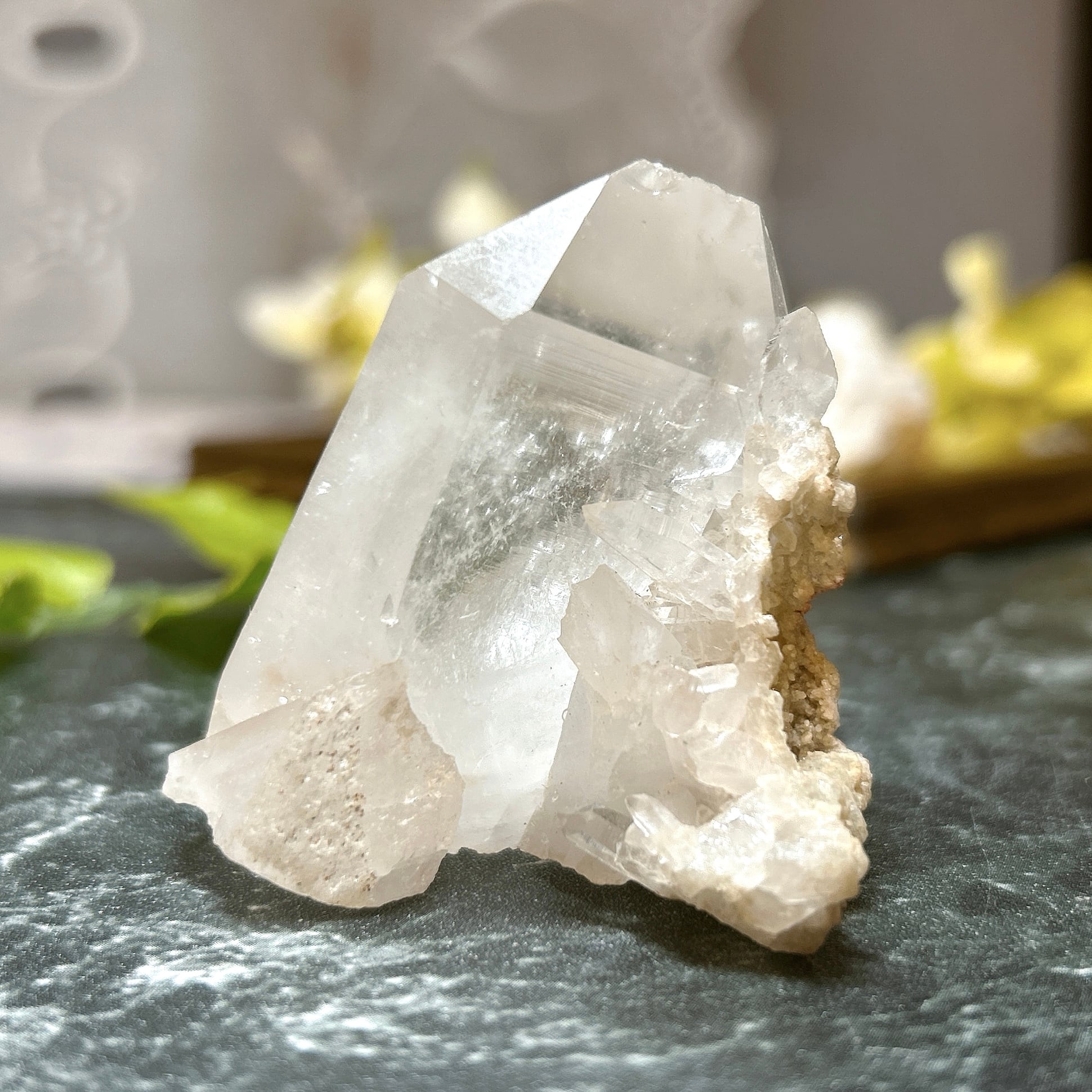 クリスタル 水晶クラスター　天然石