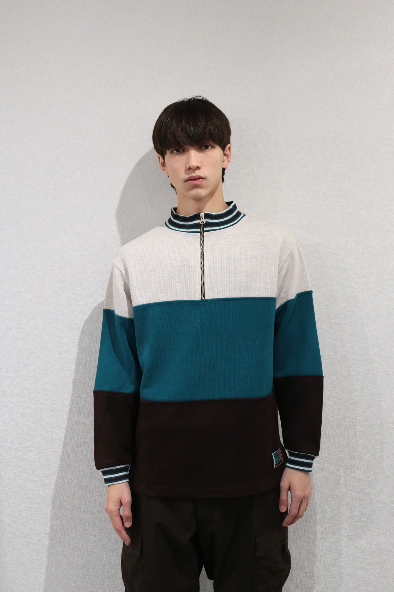 EASYWEAR 3 colors half zip design sweat shirt