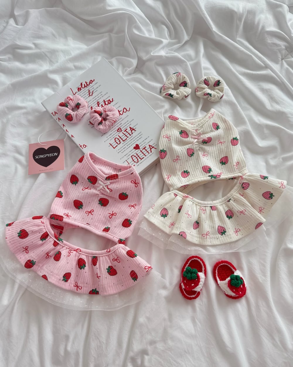 予約【songpyeon】Strawberry Slit Dress (2color)