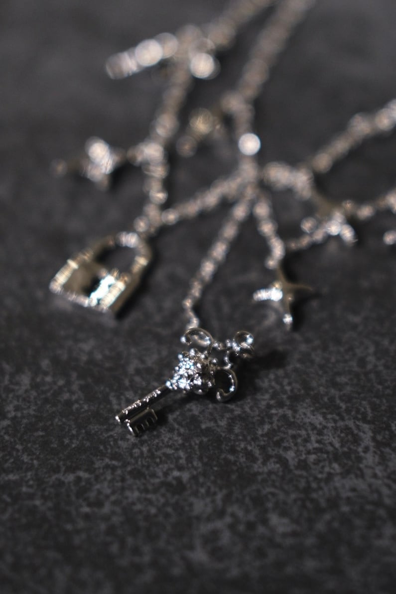 Tanaka Daisuke】key & lock necklace | loop
