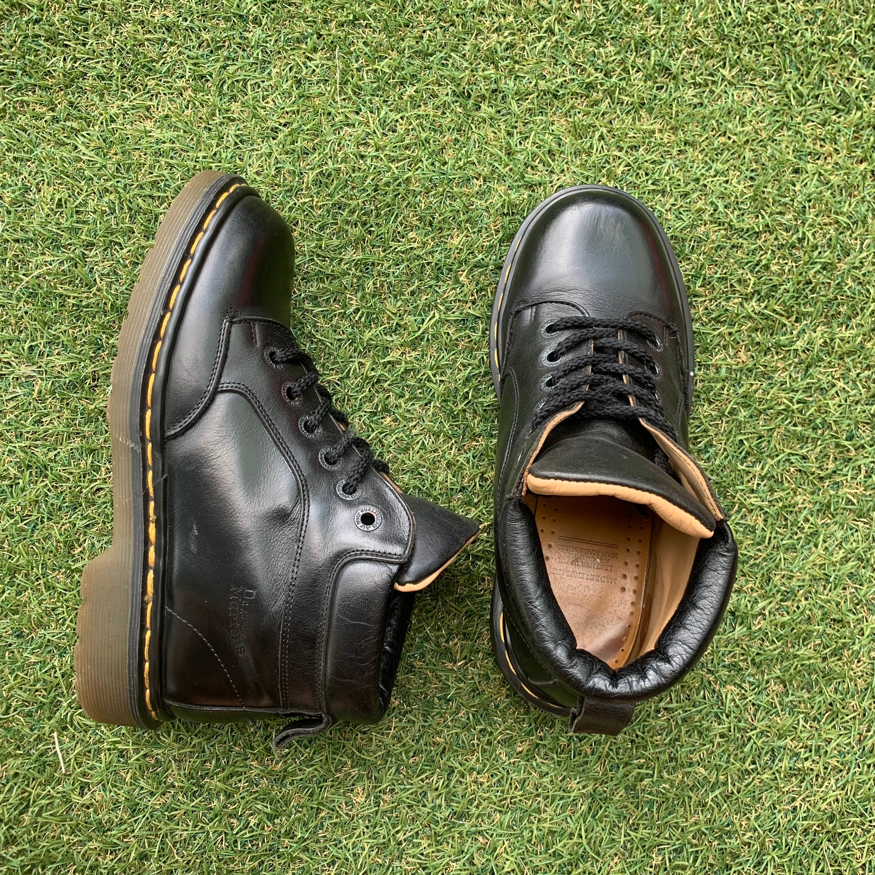イングランド製!Dr.Martens ドクターマーチン 6ホールブーツ イングランド製!Dr.Martens ドクターマーチン 6ホールブーツ