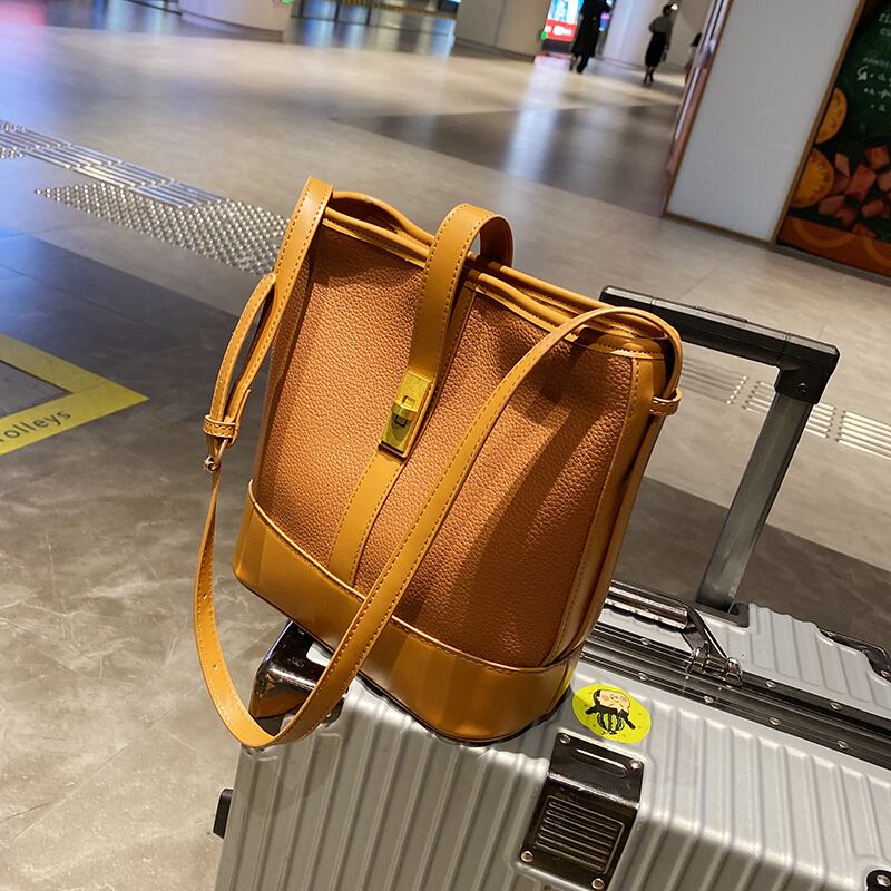 オータムウィンタースタンダード レトロ 秋物 冬物 メッセンジャーバッグ Tiancai_Wing_Bag1098467987