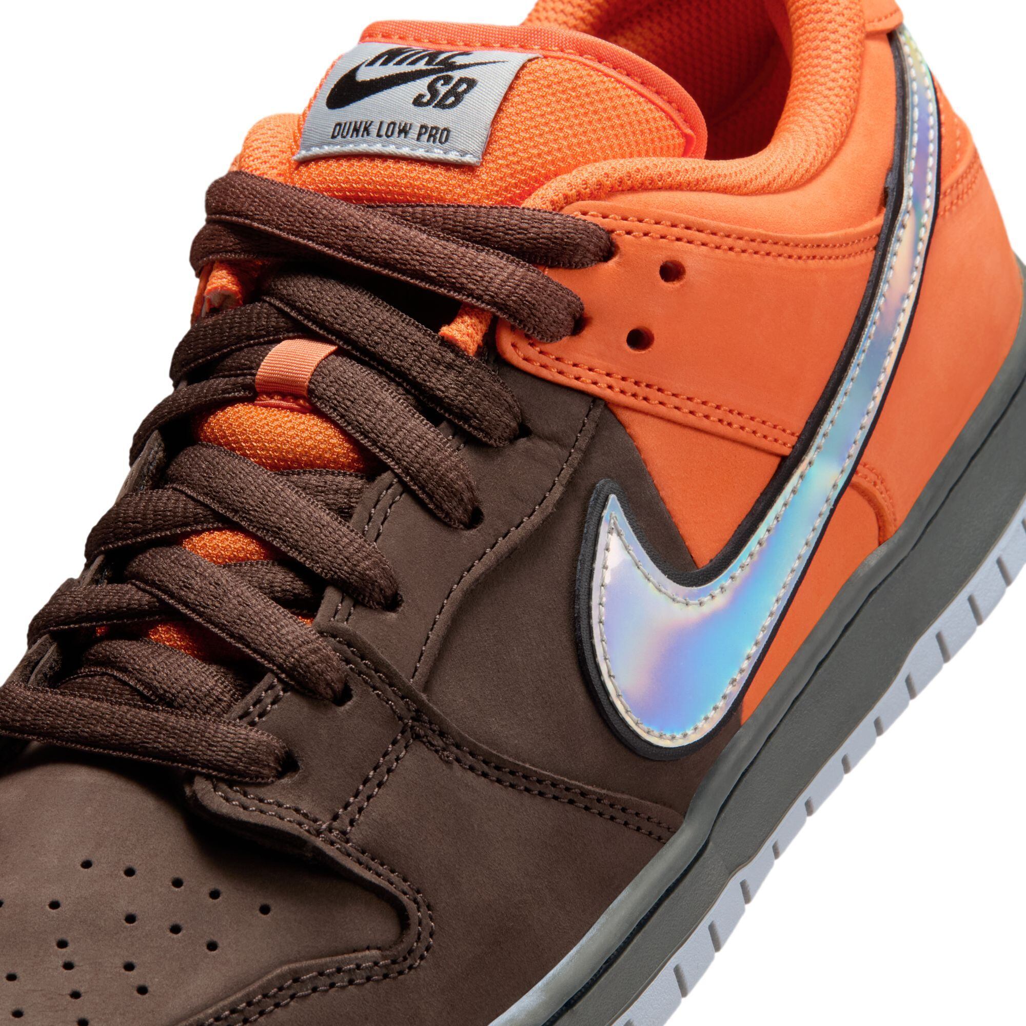 NIKE SB / Nike SB Dunk Low Pro PRM “Muni April” (IR1888-800