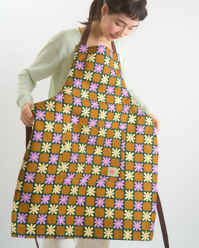 CONFIDENT/エプロン