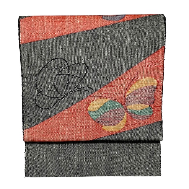 蝶織り出し模様 名古屋帯