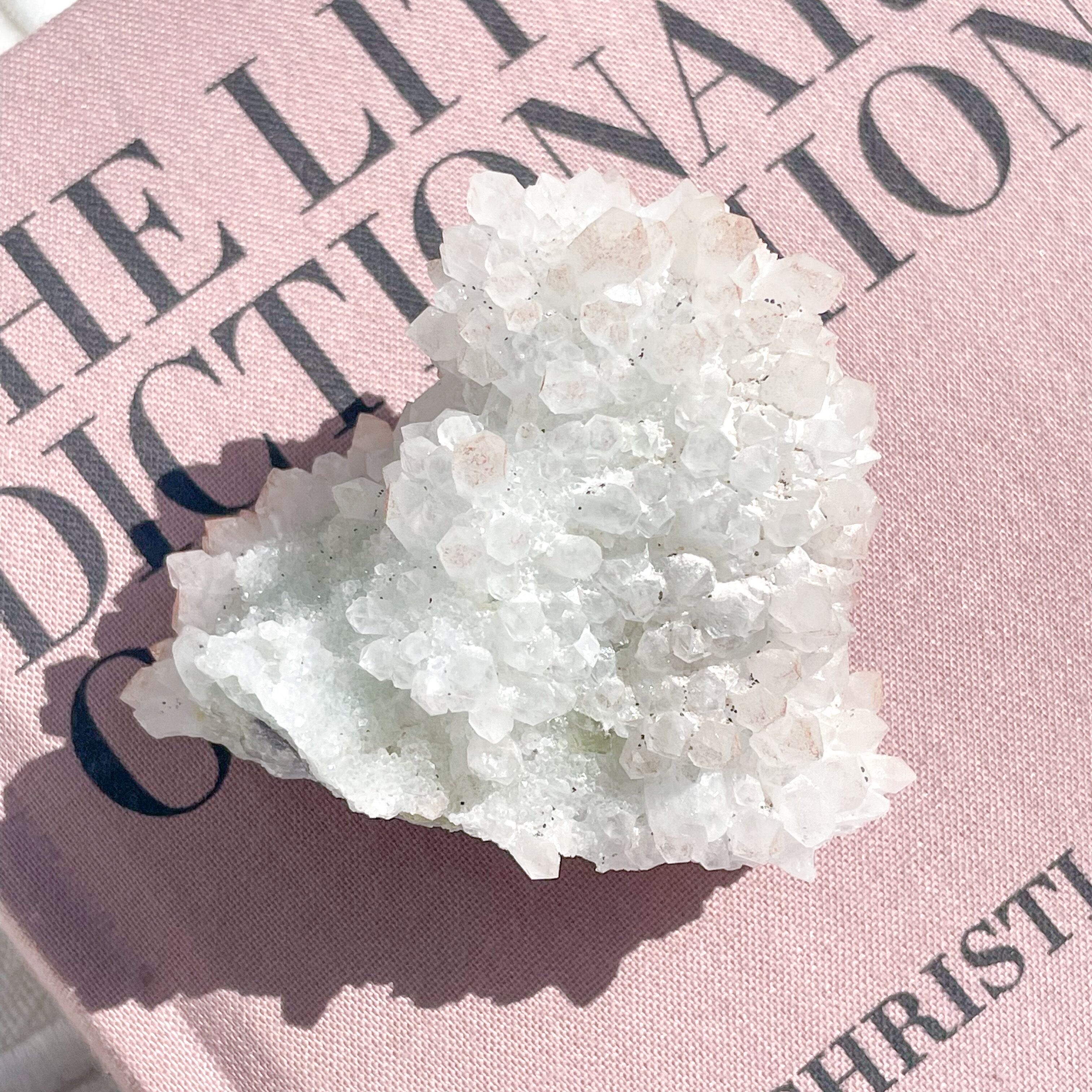 Pink Quartz with Green Fluorite Cluster ✧ ピンククォーツ & グリーンフローライト