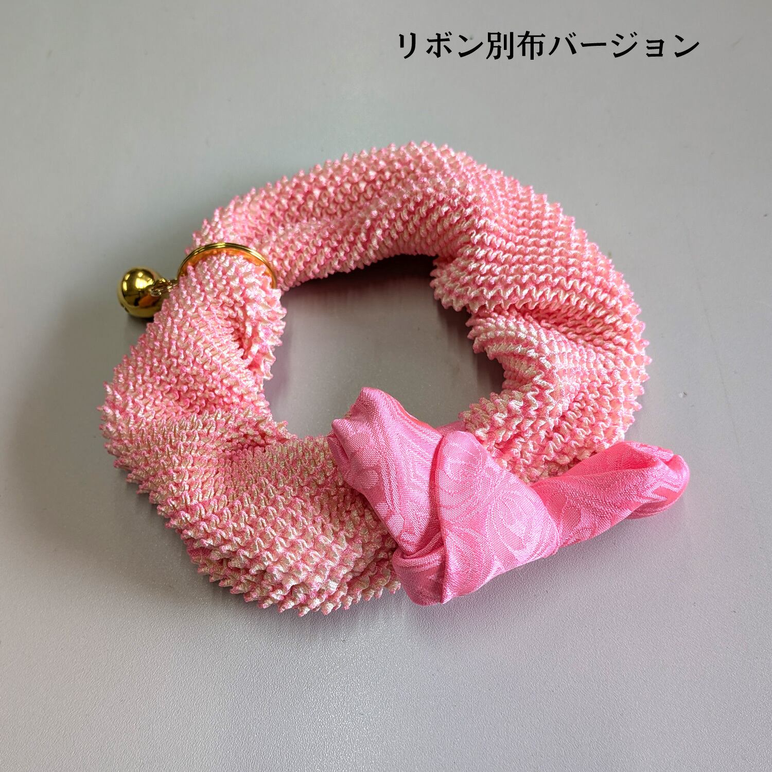 浮世絵風 猫のシュシュ 首輪 鹿の子 絞り（しぼり）ピンク 歌川国芳