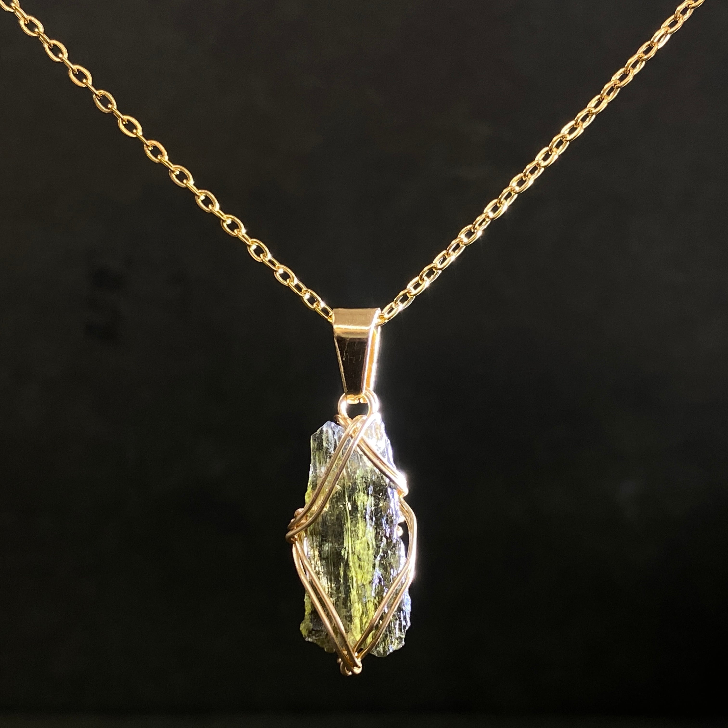 Moldavite モルダバイト | 【隕石屋】METEOS（メテオス）