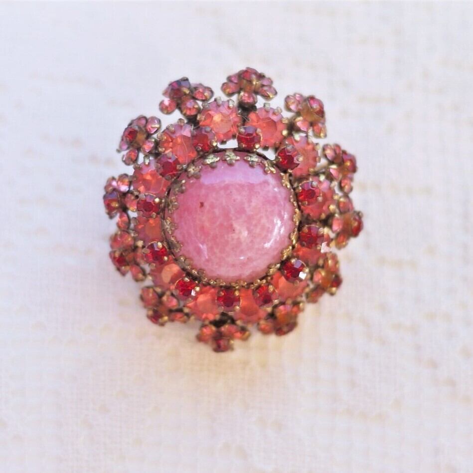 ピンクブローチ ドイツヴィンテージ
