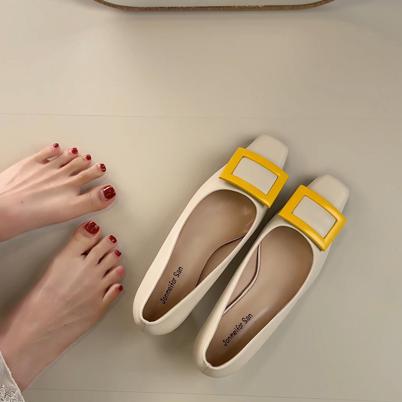 Cream Square Buckle Block Heel Pumps T4381