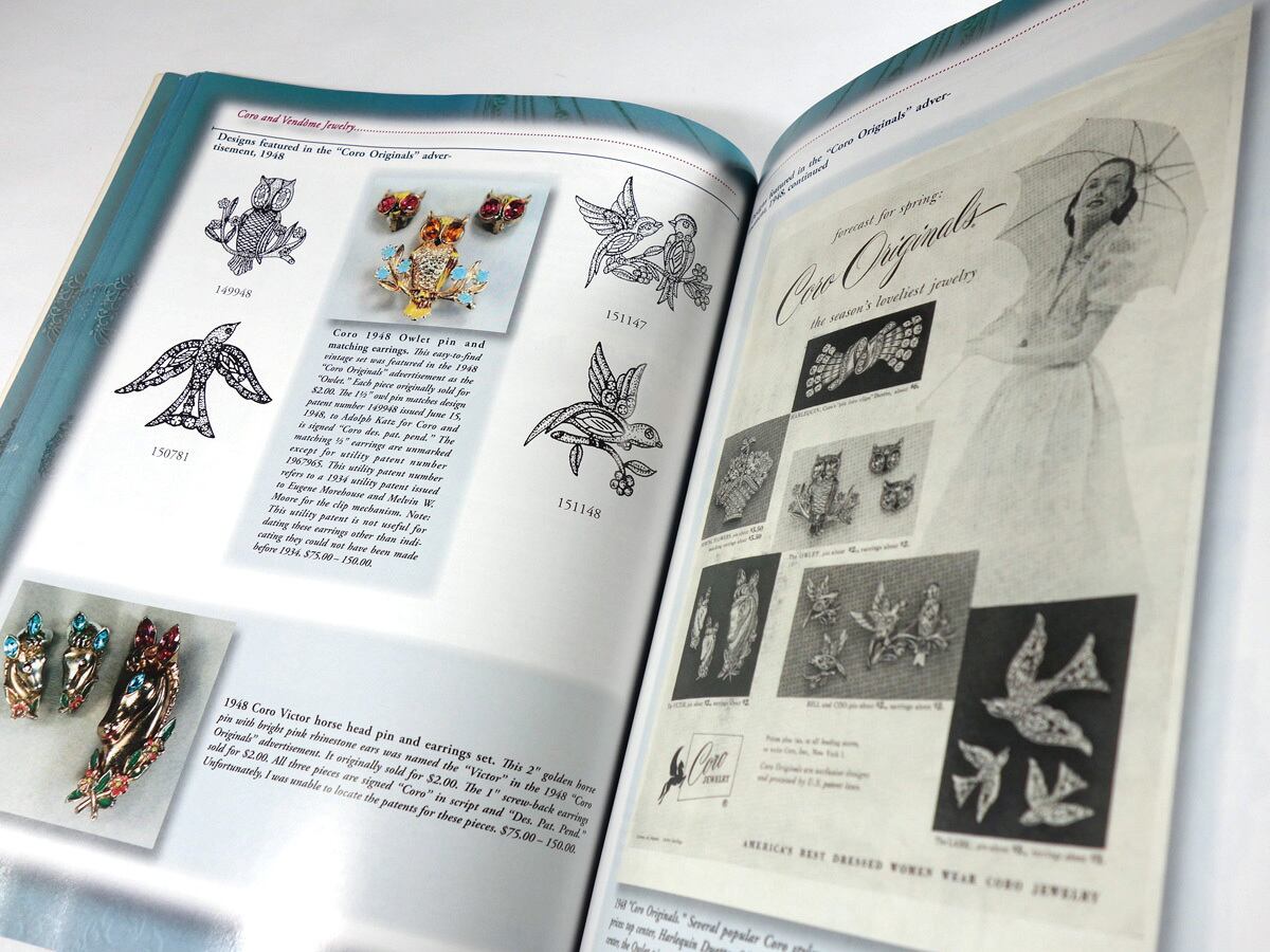 Collecting COSTUME JEWELRY 202〈第2版〉（Julia C. Carroll 著