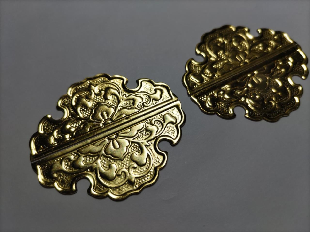 ☆50mmx 10枚【唐草真鍮金具】 仏具、神輿、山車、飾り真鍮金具