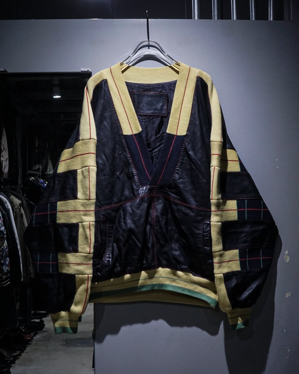 add (c)vintage】“TORRAS” Leather × Knit Switching V Neck Pullover