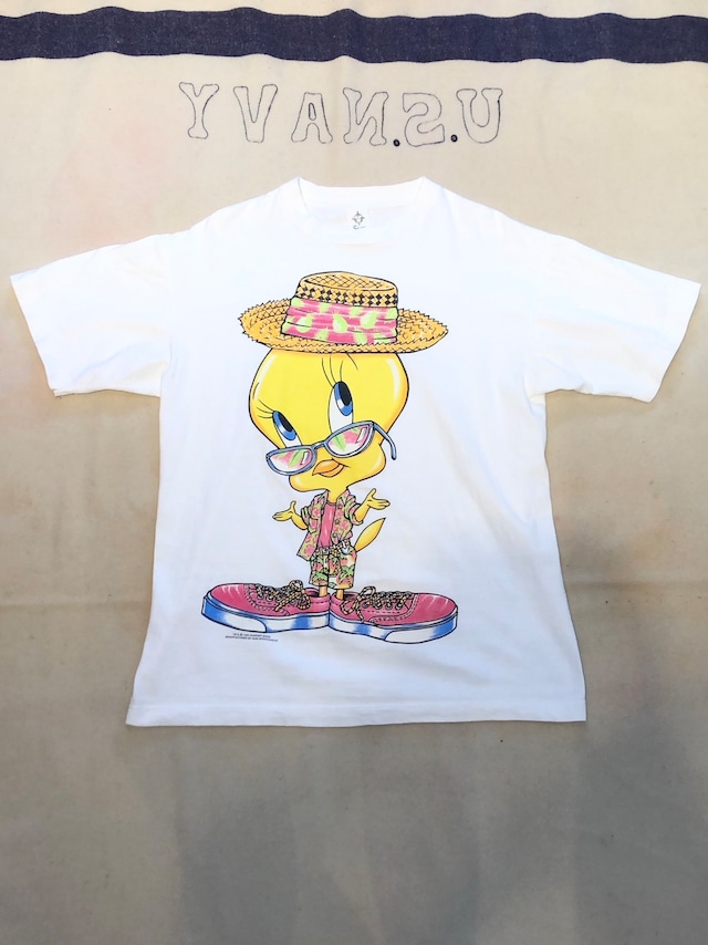 90's Looney Tunes "Tweety Bird" Printed T-shirt