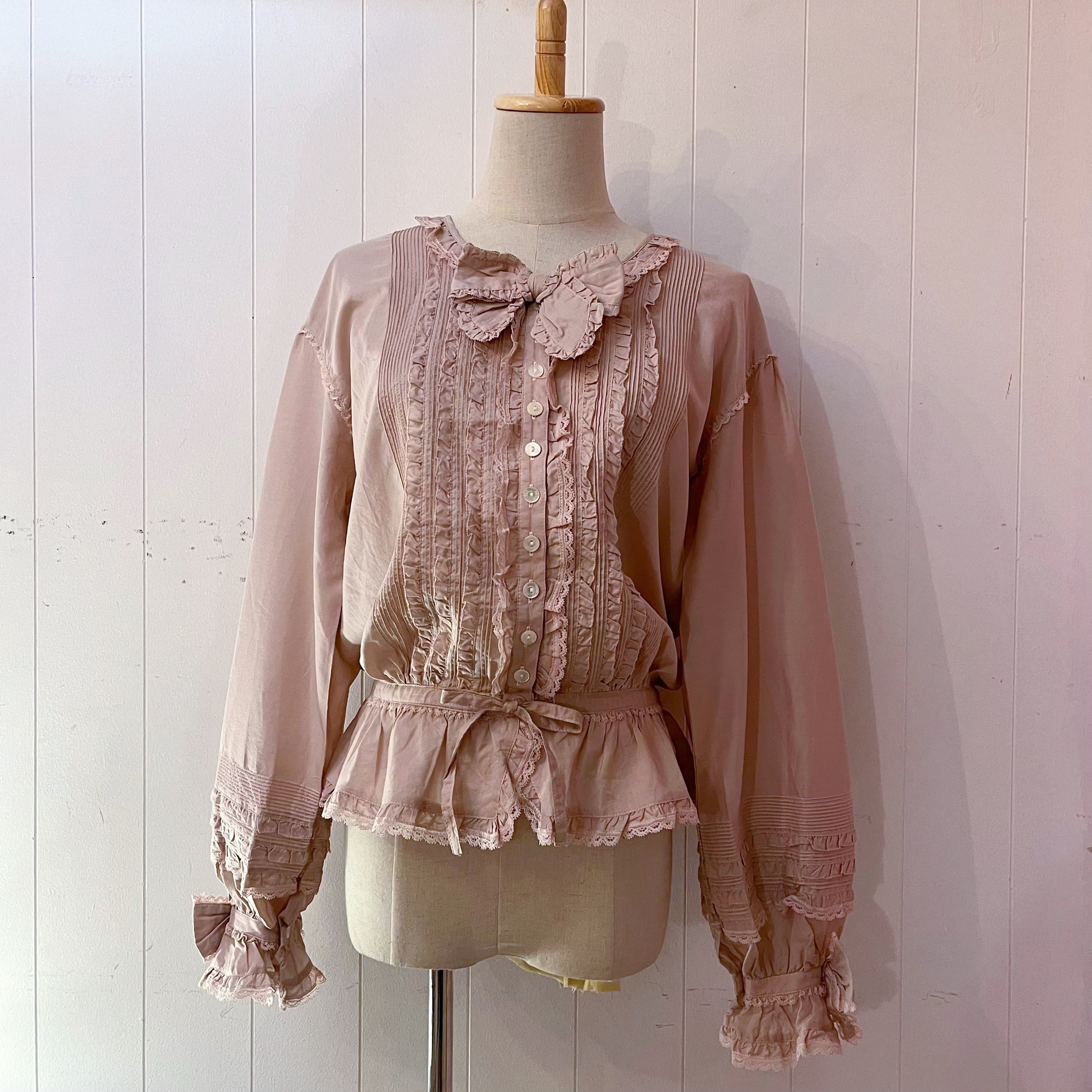 PINKHOUSE / pale pink frill ribbon blouse