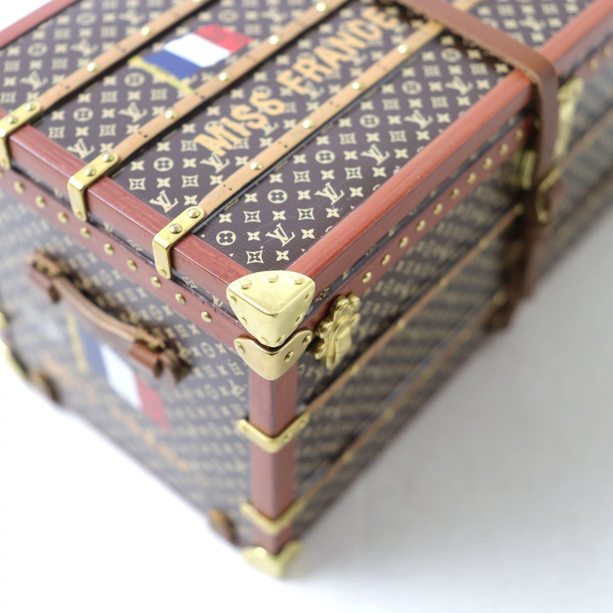 ルイヴィトン ノベルティ トランク型ペーパーウェイト ミスフランス