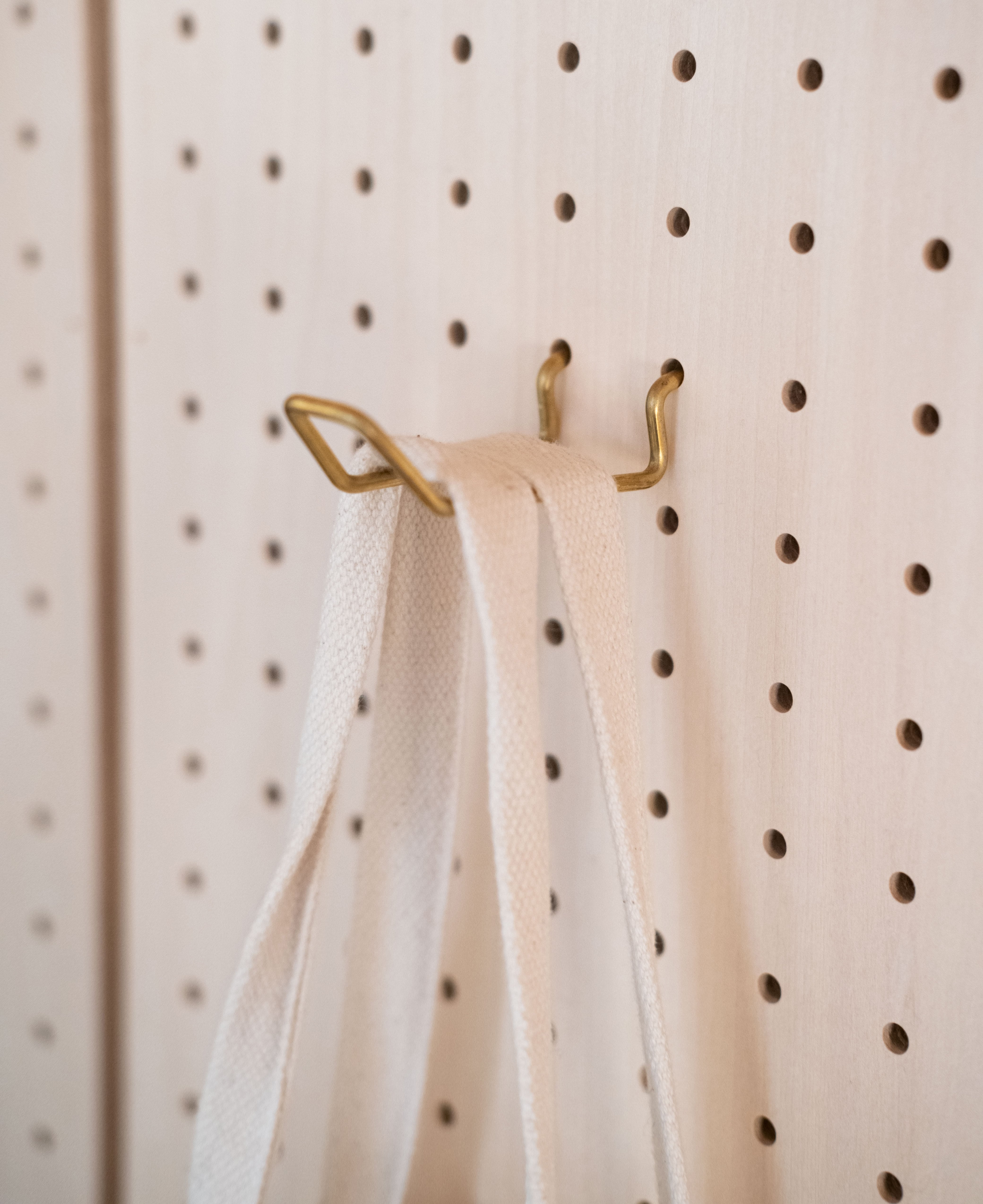 BRASS HOOK for 9mm Thick Pegboards / Double / 5個入 | KEFU TOKYO