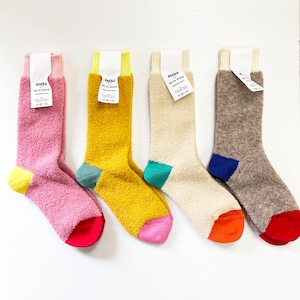 DECKA　デカ × BRU NA BOINNE ブルーナボイン　ALPACA  BOUCLE SOCKS  アルパカブークレソックス