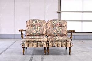 飛騨産業 キツツキ 20万「穂高」セパレートタイプ ラブソファ ナラ材 アーム付き 二人掛け ウインザー オーク材 椅子 ダイニング クッショ【中古家具/中古インテリア/USED家具ユーズド家具/リサイクル】