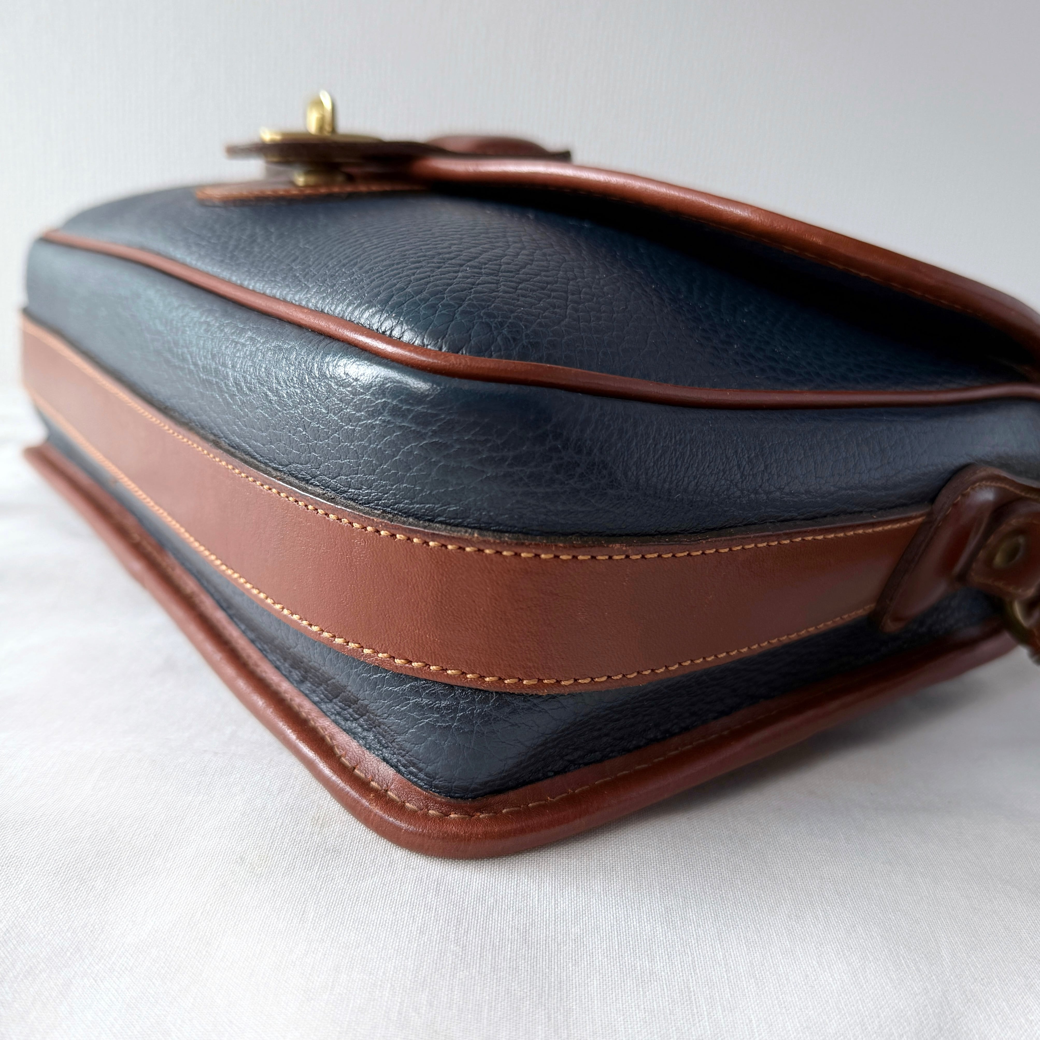 RARE VINTAGE COACH (OLD COACH オールドコーチ ショルダーバッグ) THE