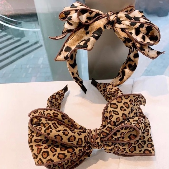ヒョウ柄　ビックリボンカチューシャ　ヘッドアクセサリー