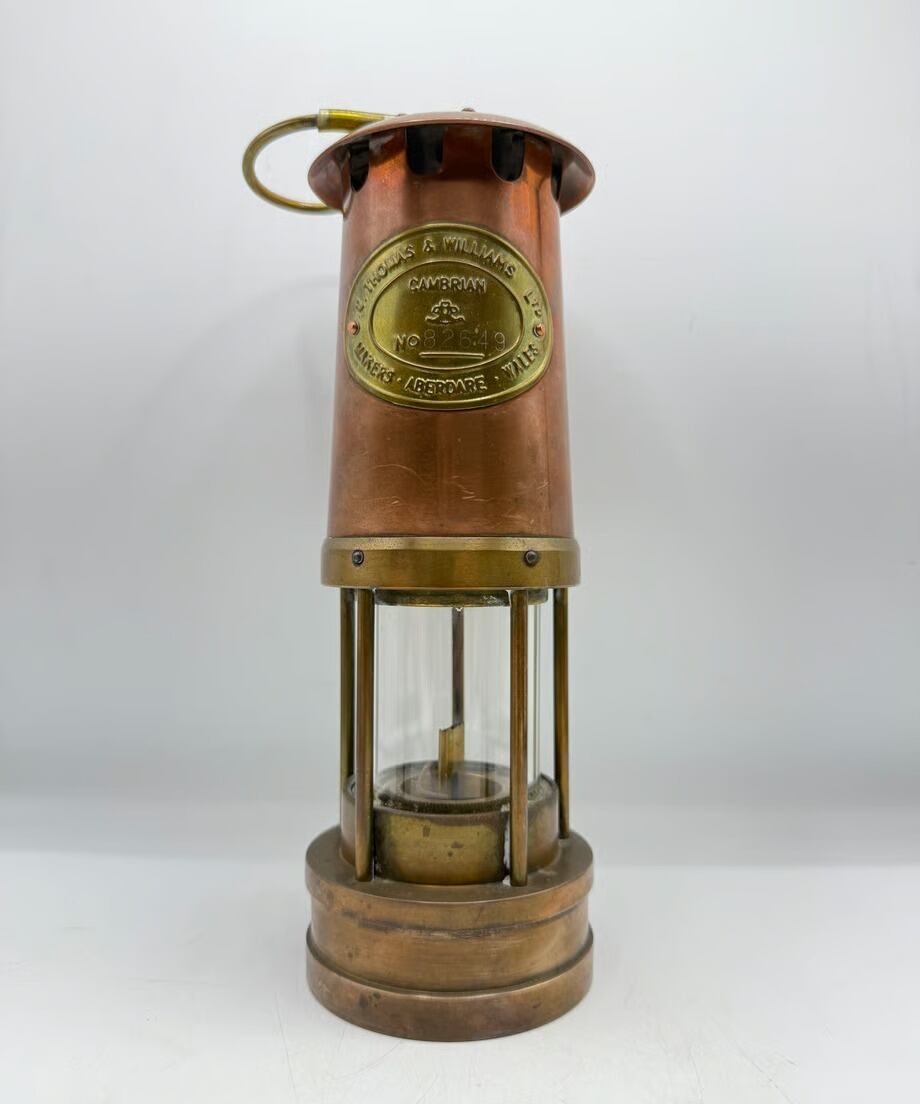 E Thomas＆Williams | ヴィンテージランタン＆軍幕販売のお店「TOMOS」
