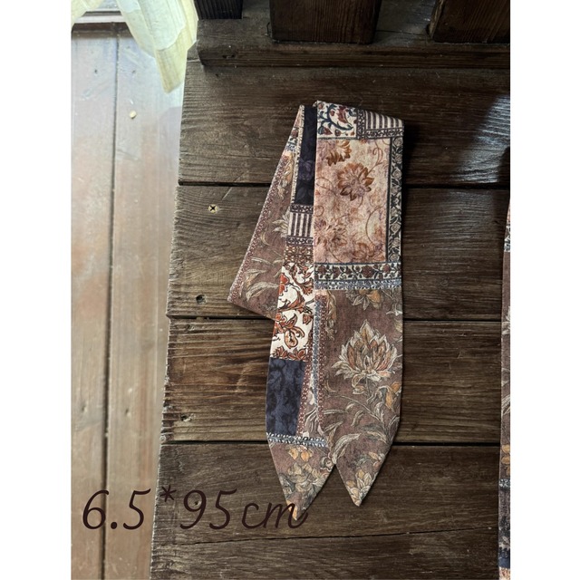 Nookレトロなモノグラムスカーフ 6s