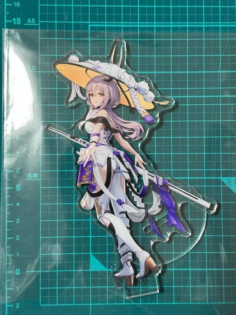 勝利の女神 NIKKE ナユタ アクリルスタンド ③ | mihoyo、鳴潮、恋と深