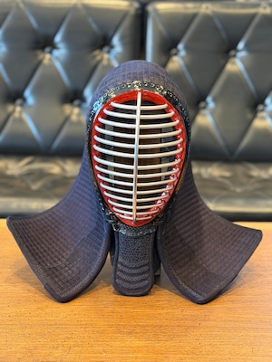 【新商品✨運命2026✨】【 高級素材✨手刺風防具】【面サイズ68〜70】練習用 試合用兼用防具『運命2026』10㎜ 鹿革✨面 サンプル品