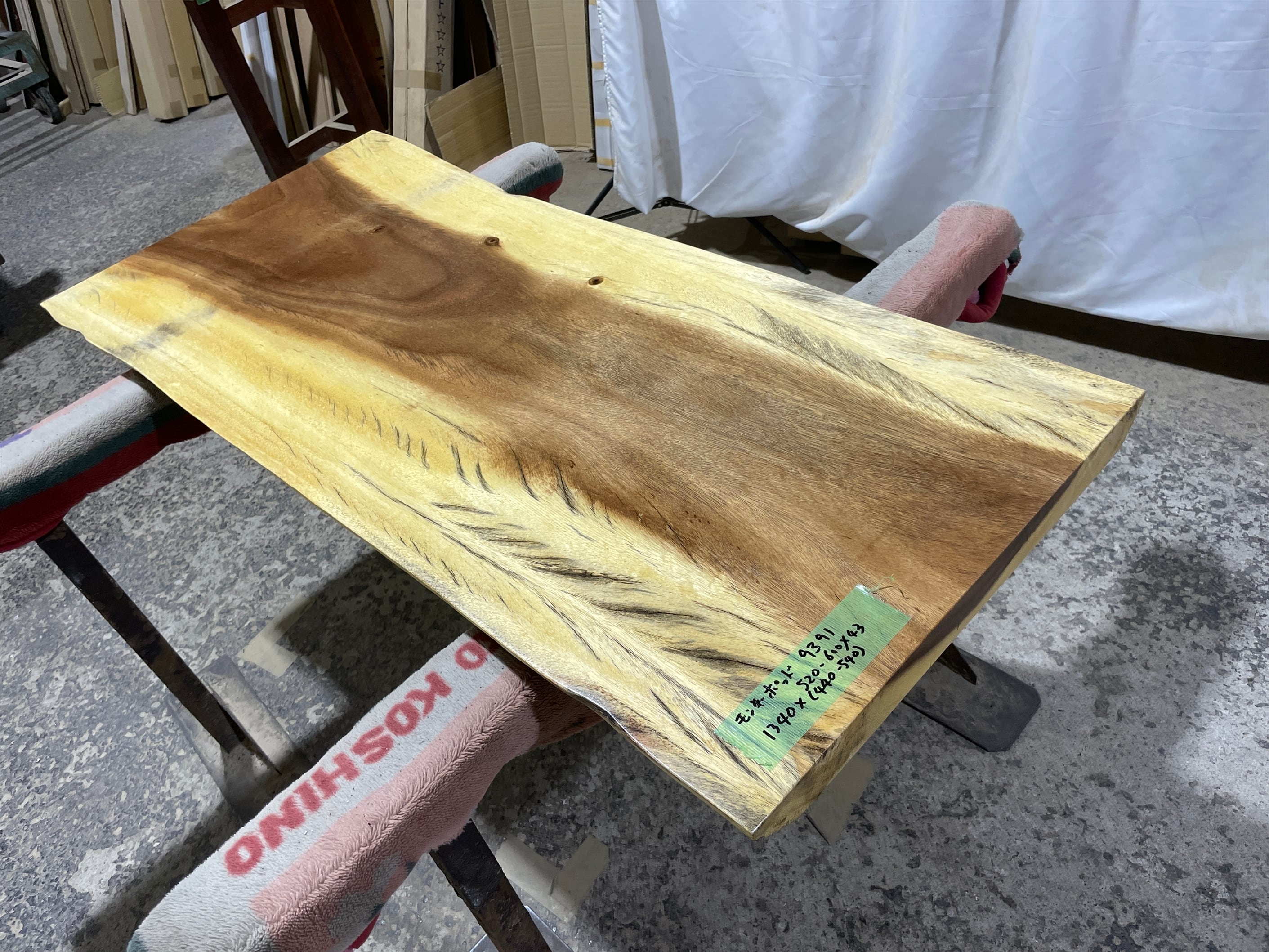 デスク | 銘木無垢材一枚板の来宝綜合銘木工業株式会社オンラインストア