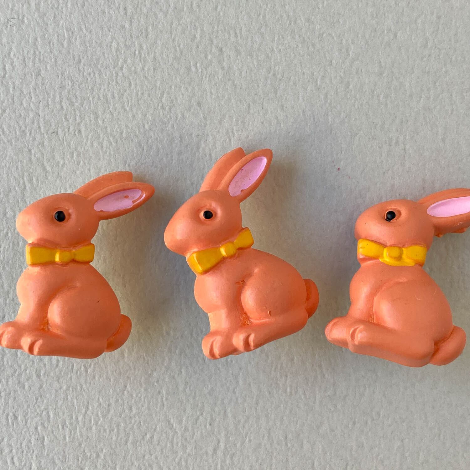 オレンジうさぎのUKボタン(24mm)