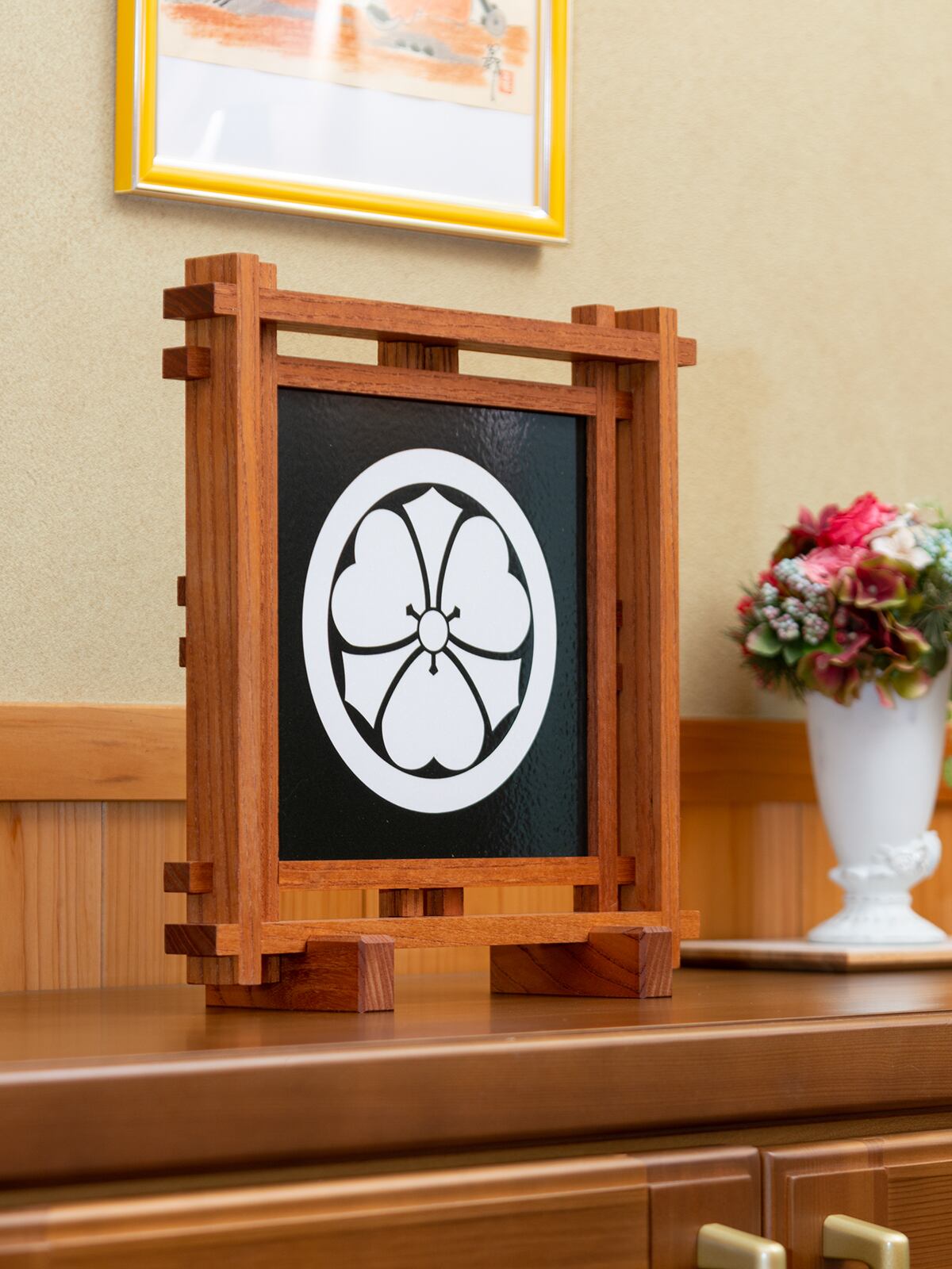 丸に九枚笹］組子細工の家紋パネル（28×28×10cm） | 能登もの