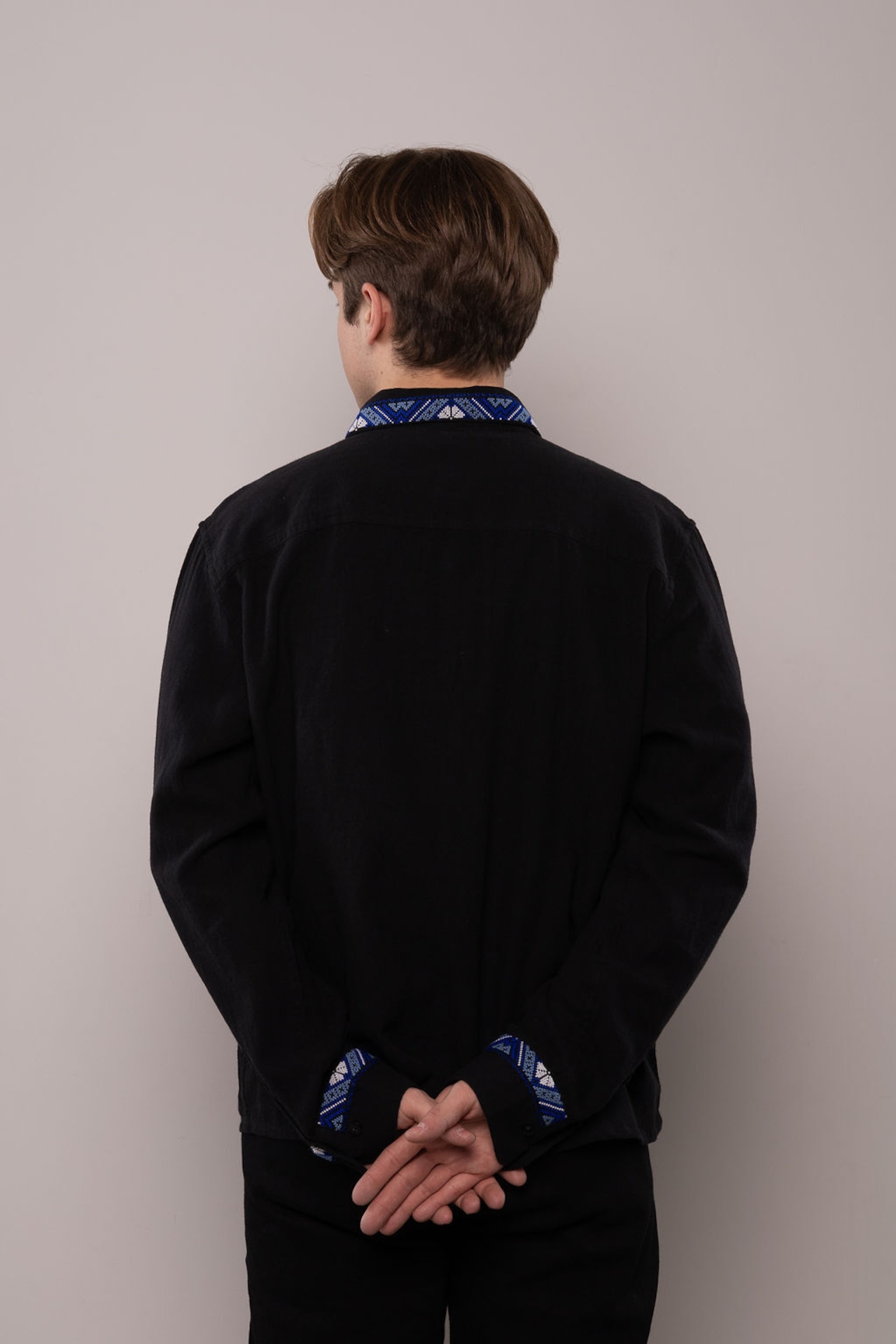 ウクライナ刺繍ヴィシヴァンカ　クロスステッチ手刺繍　XLサイズ　メンズ - 11