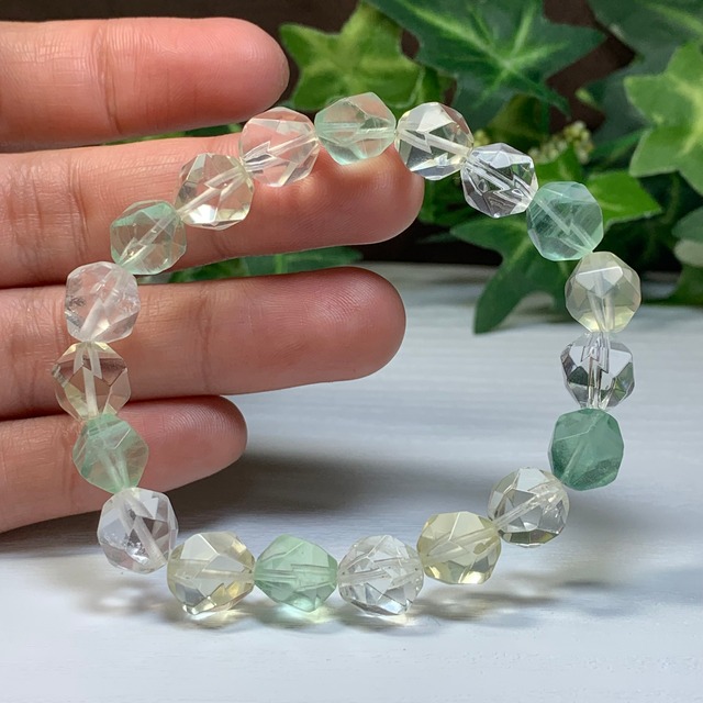 キラキラ☆ミックスストーンブレスレット