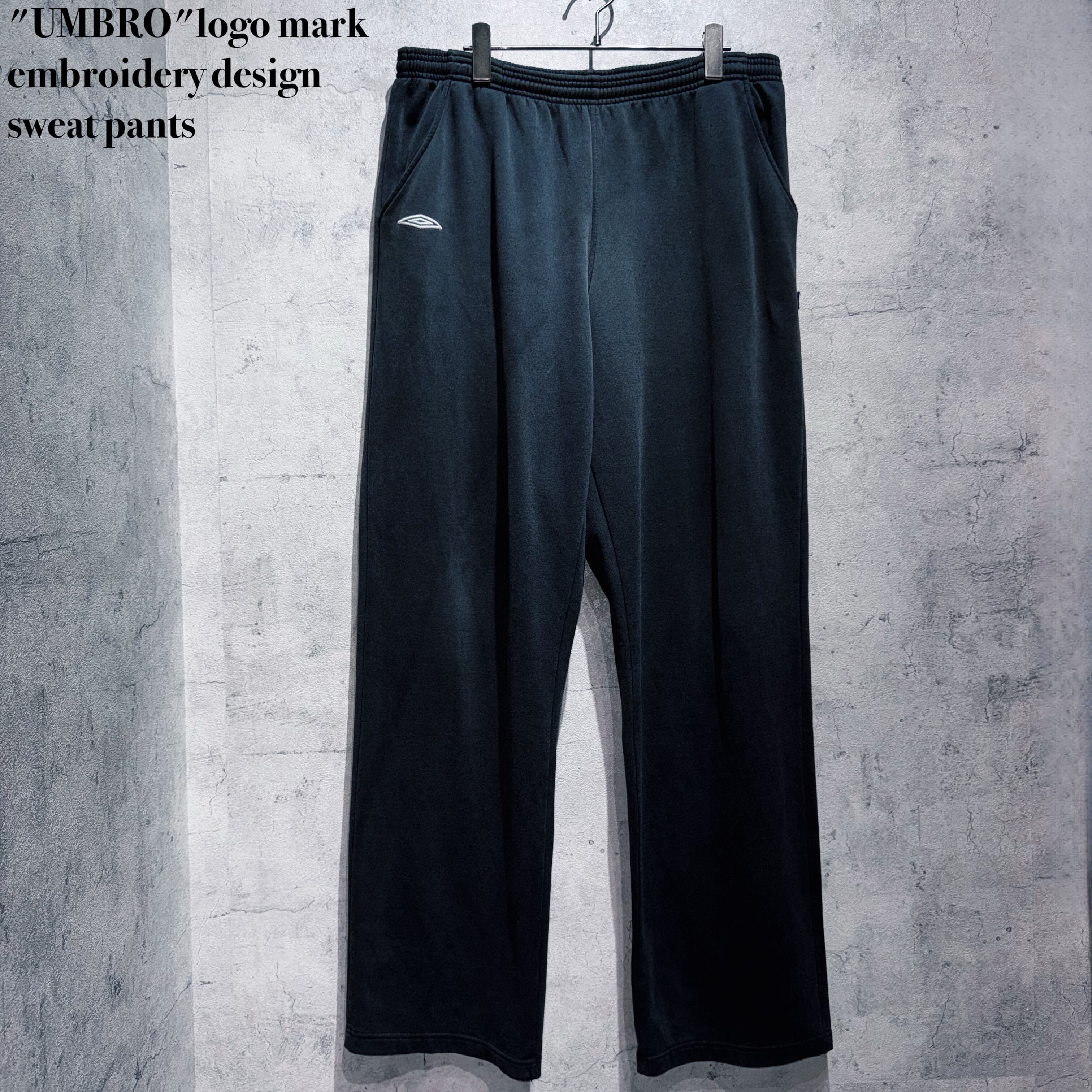 "UMBRO"logo mark embroidery design sweat pants