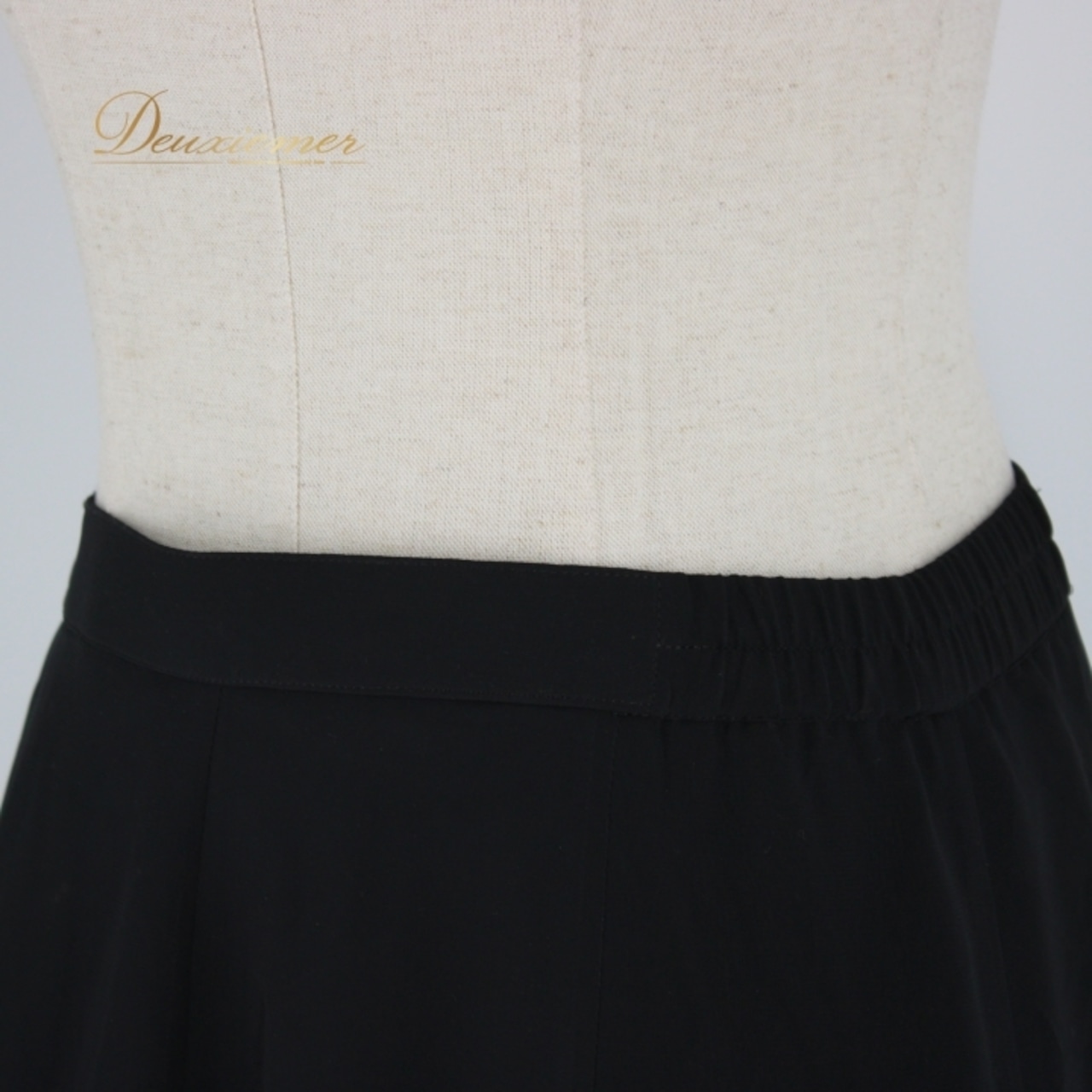 社交ダンス 衣装 スタンダード スカート レッスンウェア オールシーズン 黒 ブラック系 ラインストーン 練習着 シンプル フォーマル 上品 清楚 アーバン ブラック 二重スカート ふんわり シルエット ダンスウェア おしゃれ スタイリッシュ 女性用 発表会 パーティー コスチューム エレガント 流行 トレンド 伸縮性 履き心地 練習用