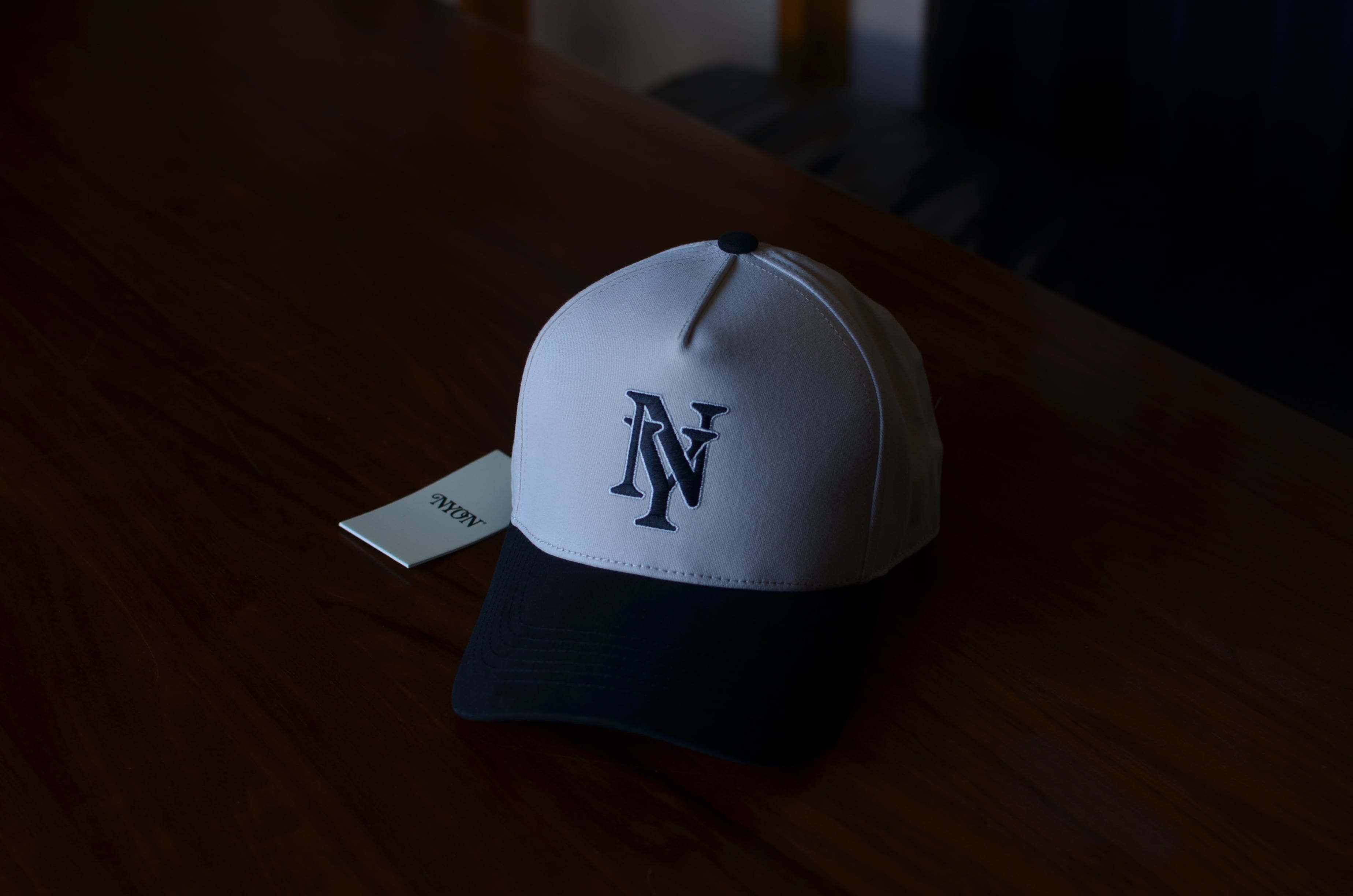 New Yorkor Nowhere CAP (white) プレゼント付き | CHIPS