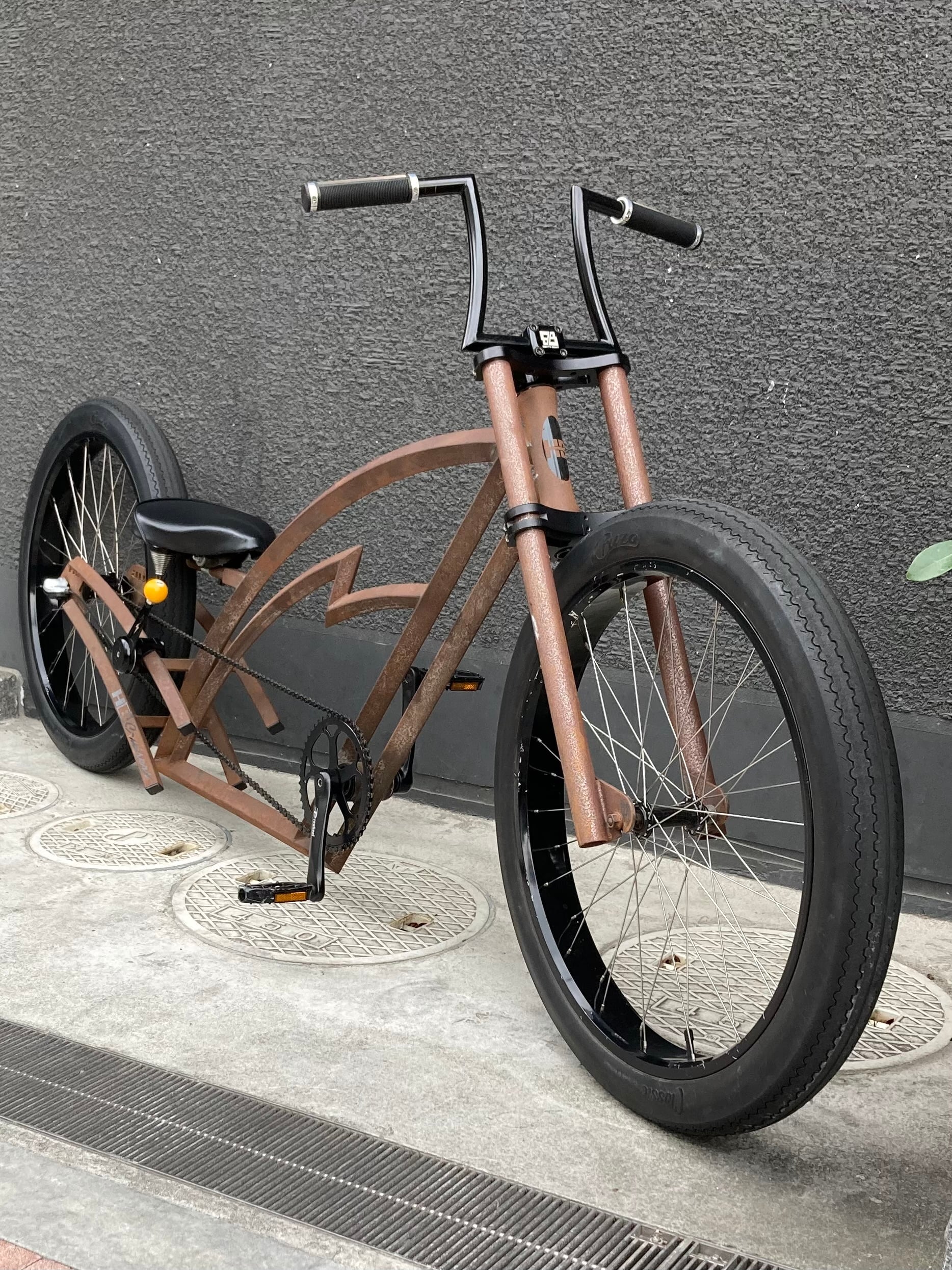 【希少品】HB Cruiser Custom Cruise 貴重な1台】HB Cruiser Lightninig Bolt_カスタムクルーザー | SLOW CYCLE
