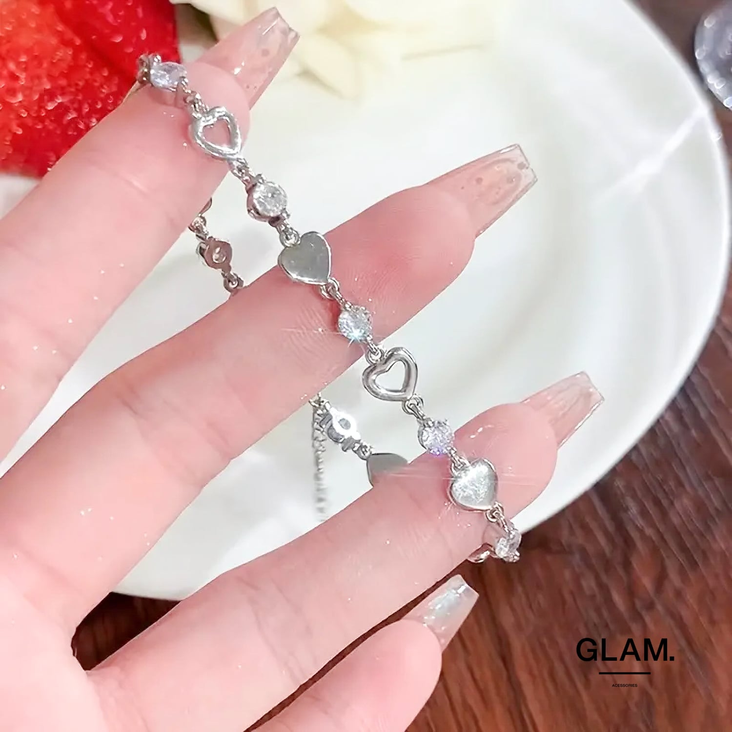 数量限定】シャイニングハートブレスレット | 金属アレルギーに 数量限定】シャイニングハートブレスレット | 金属アレルギーに