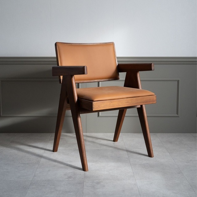 V-leg Office Chair Leather Brown / Vレッグオフィスチェア レザー ブラウン ピエール・ジャンヌレ K03179M1W3