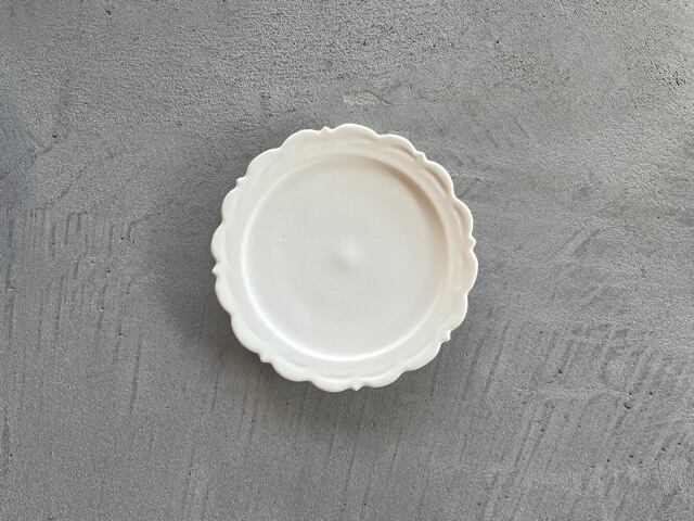 藤村佳澄 レリーフ豆皿 白