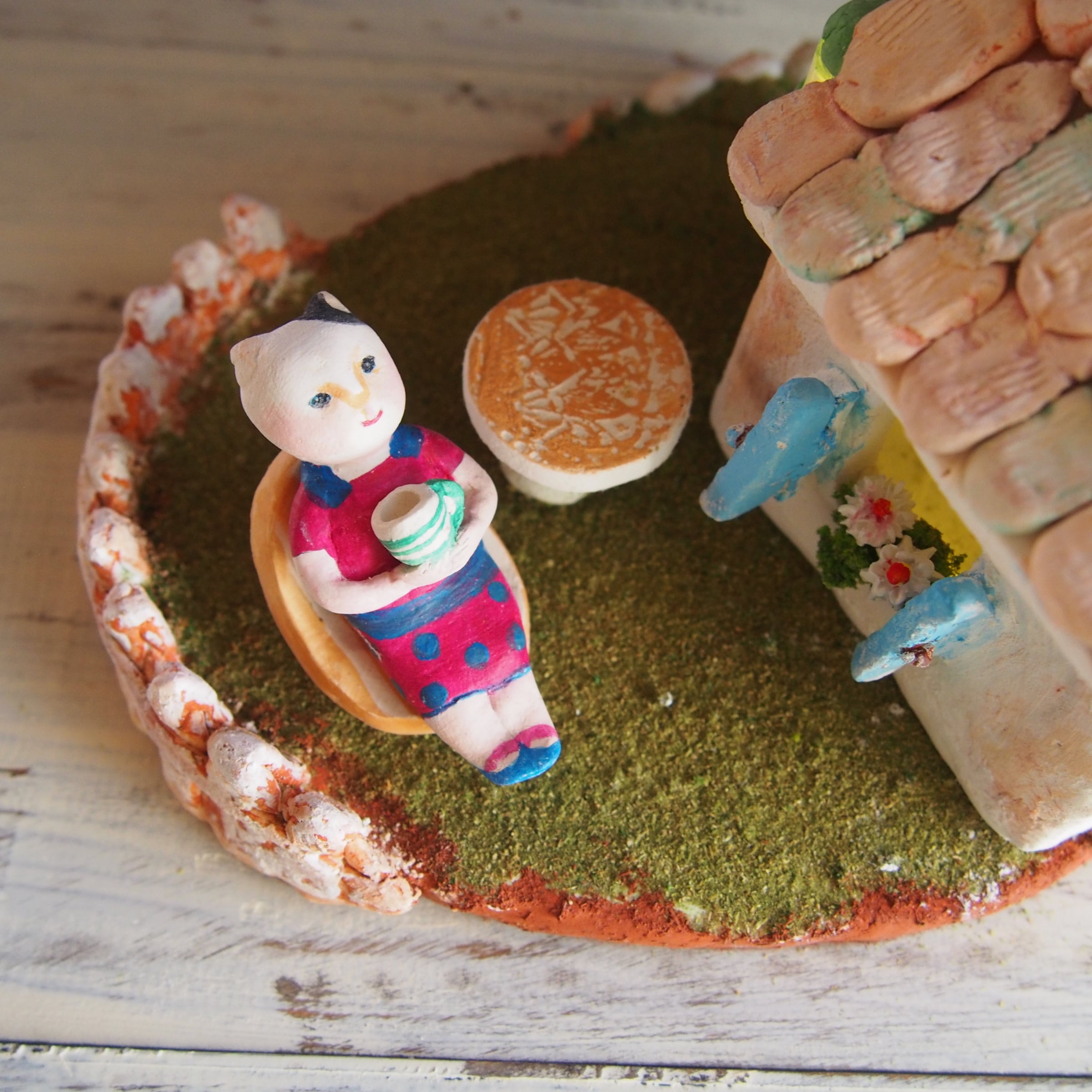 ランプシェード.ハウス『コーヒータイム』（Lh006）は石塑粘土