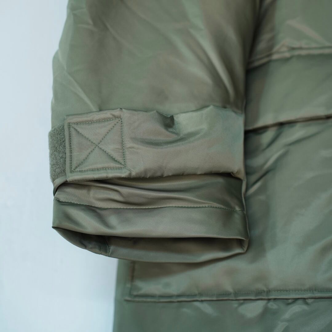 Sand Waterr RESEARCHED PADDED COAT / NYLON SATIN | LIT