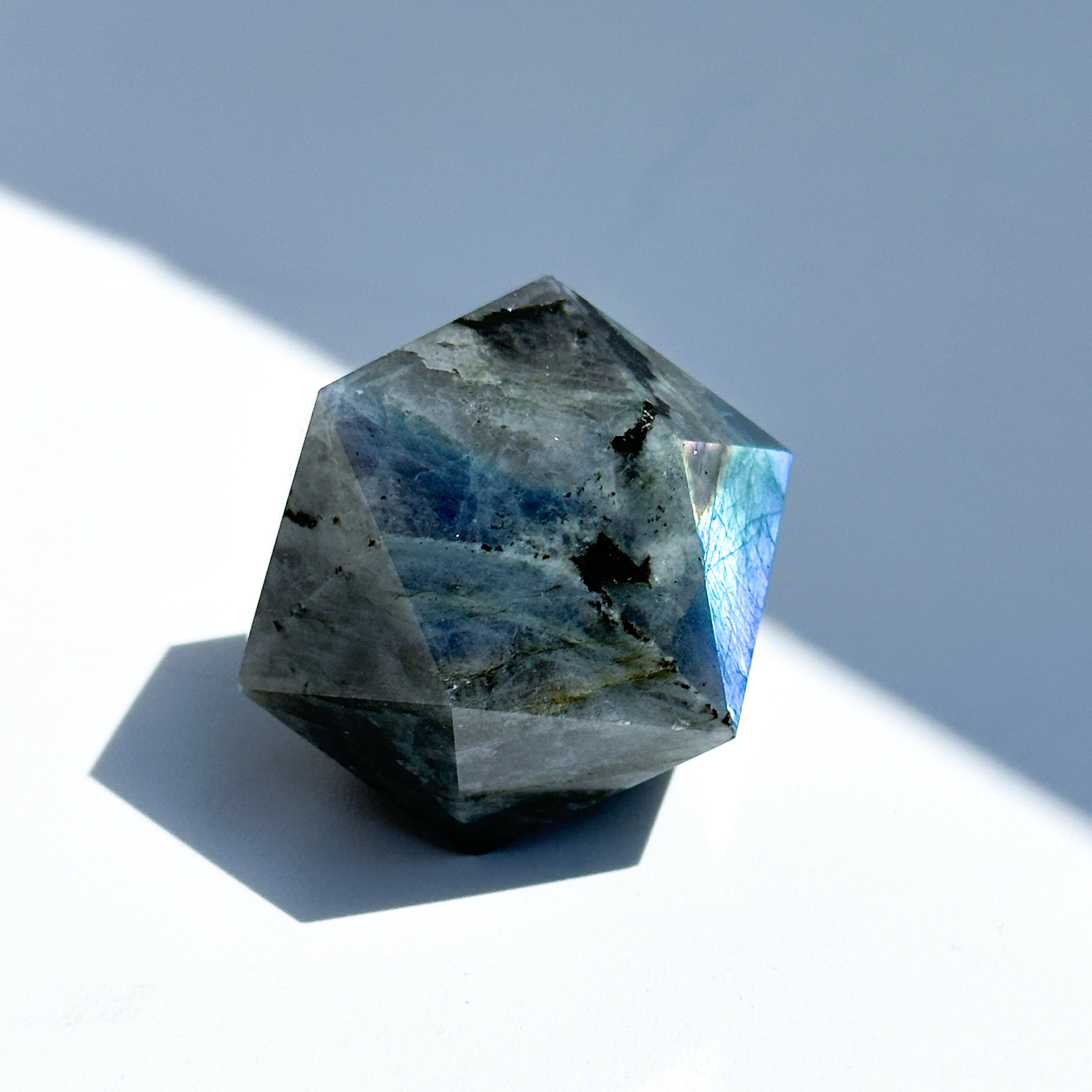 ラブラドライト 正二十面体 03◇ Labradorite ◇天然石・鉱物